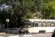 В Дзержинске иномарка врезалась в трамвай