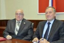 Руководители Дзержинска поздравили горожан с Днем защитника Отечества