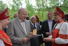 Валерий Шанцев приехал поздравить дзержинцев с Днем города