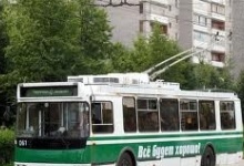 В Дзержинске пенсионерка получила травму в троллейбусе