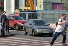 Пешеходы в Дзержинске нарушают Правила дорожного движения