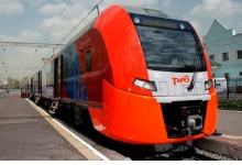 Поезд "Ласточка" будет ездить через Дзержинск до 2014 года