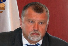 Депутат Заксобрания региона Валерий Осокин помог Центру молодежных инициатив